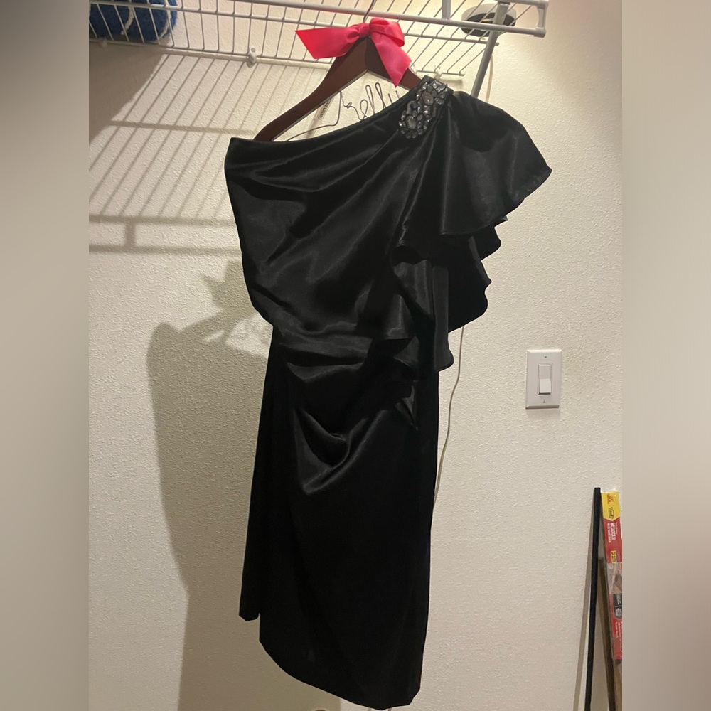 Black cocktail/bridesmaid dress